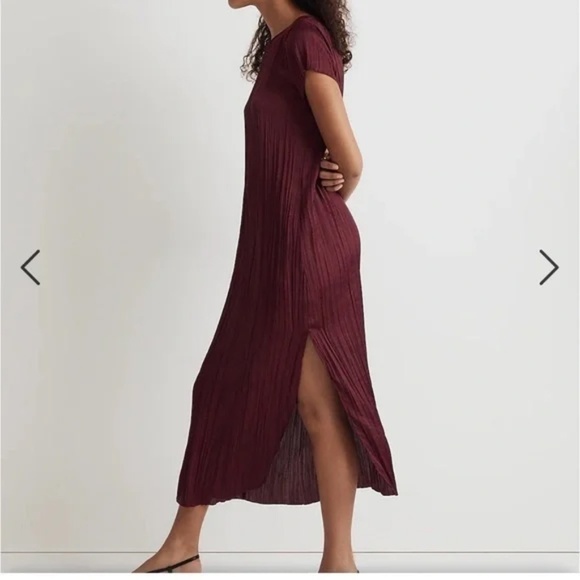 NWOT Madewell Slip Midi Dress in Plissé in Mulberry Wine Size L - Picture 3 of 8
